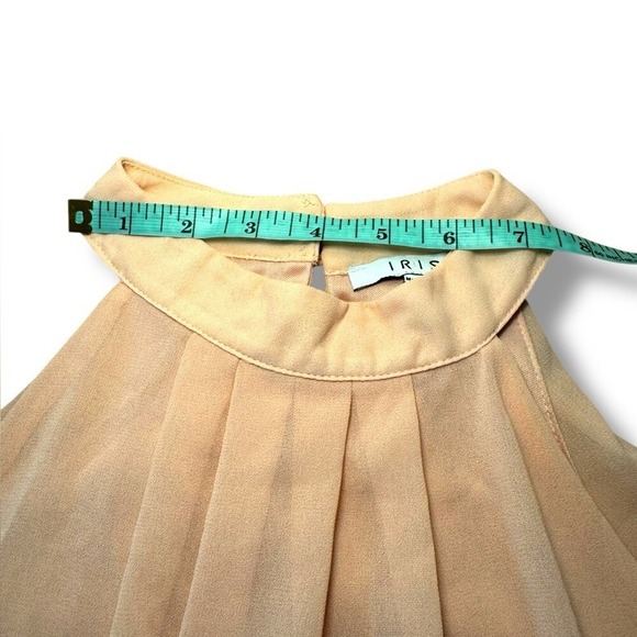 IRIS Pinky Peach Halter Top Sz Lg EUC - Picture 5 of 10